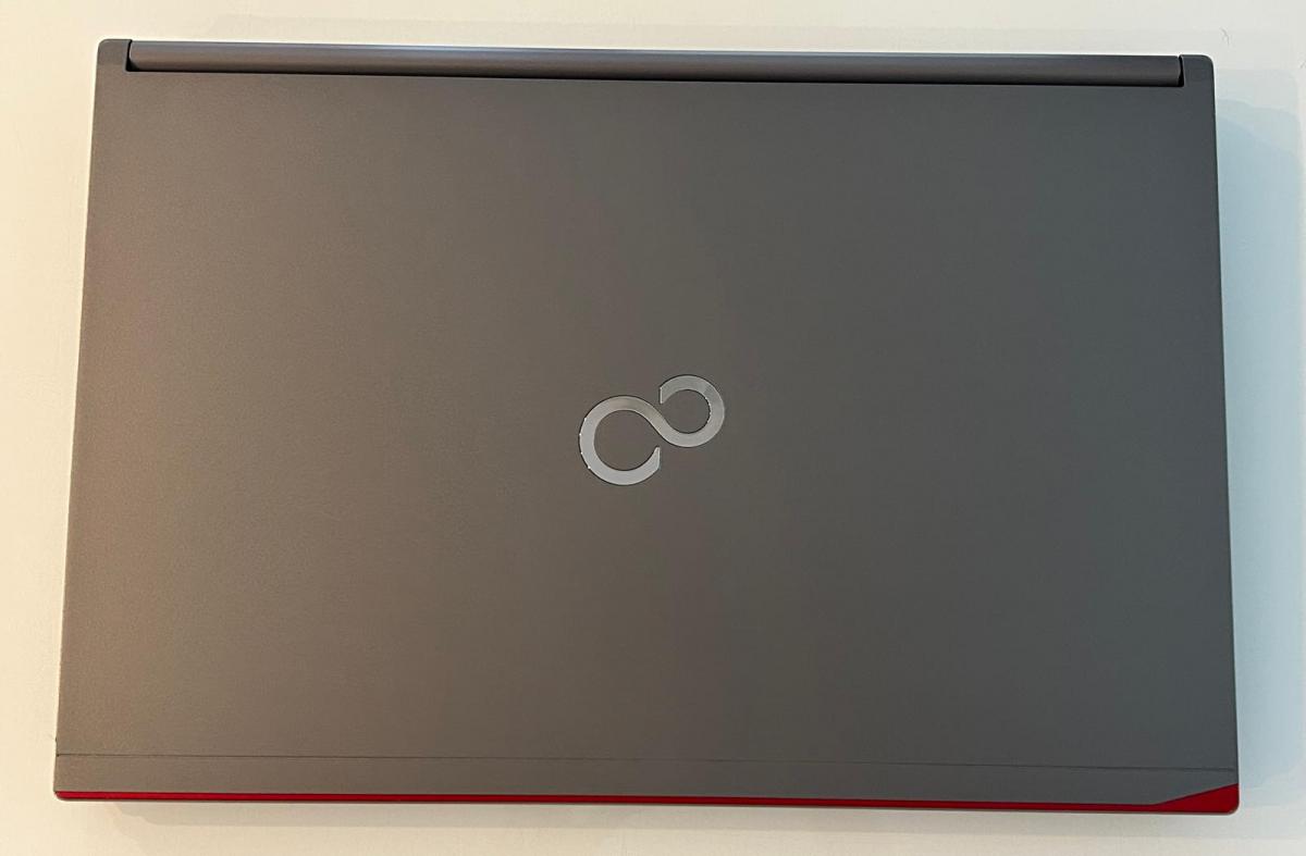 Fujitsu Lifebook E756